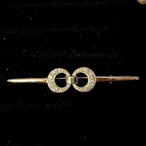 Elegant Silver and Gold Women's Brooch